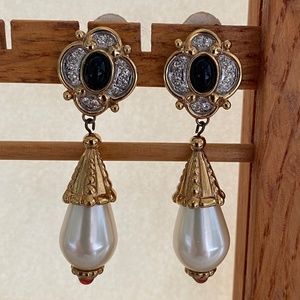 Vintage clip on earrings
